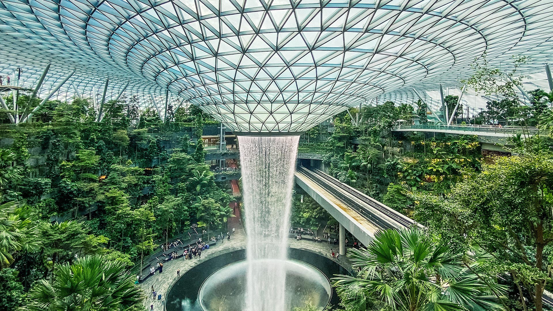 新加坡包车预订_新加坡中文司机接机_团队巴士预订_新加坡包车价格_易出行全球用车平台